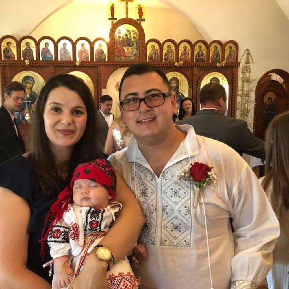 Meet your Posher, Cristina